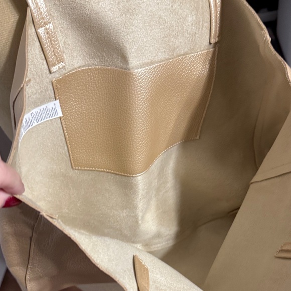 Old Navy Metallic Gold Tote Bag - Picture 3 of 4